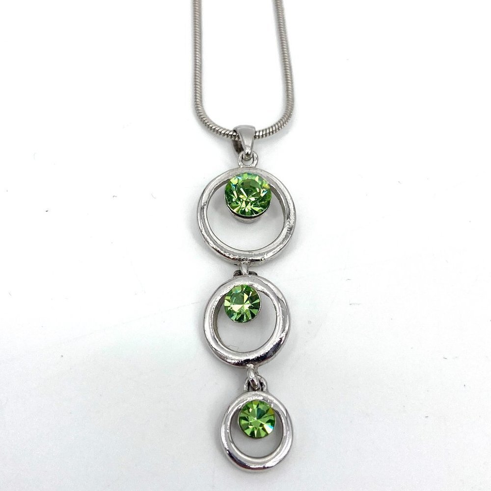 COOKIE LEE Silver Tone Circle Green Gem Pendant Necklace Costume Jewelry